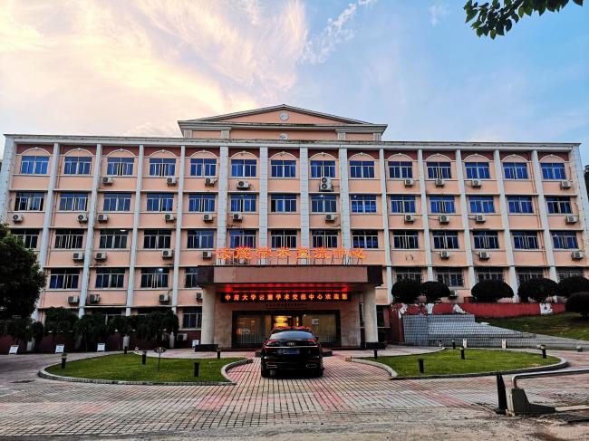 云麓山庄 (1).jpg